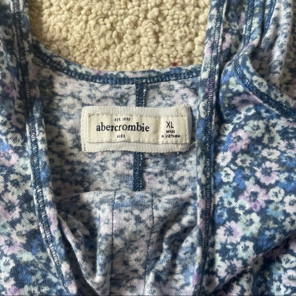 Floral romper - Picture 2 of 4